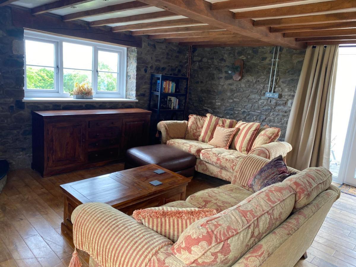 Pippin Lodge Llanwrda Ngoại thất bức ảnh